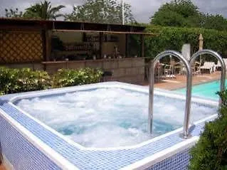 La Mirage Swingers-2